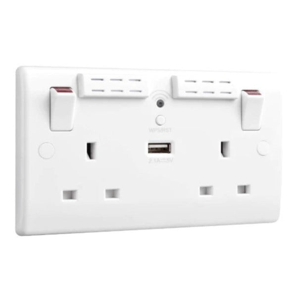 BG White Round Edged Moulded Double Switched Socket With Wifi Booster