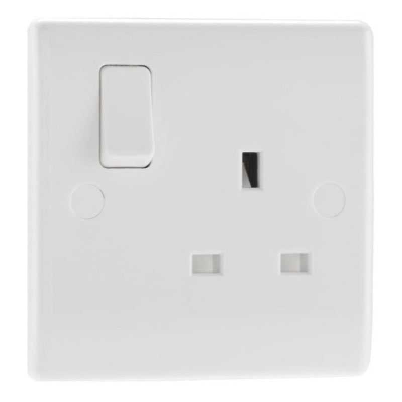 White Rounded Plug Sockets BG White Round Edged Moulded Single Switched Socket